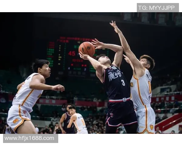 深圳篮球队状态揭秘：从训练到比赛的全景观察与分析